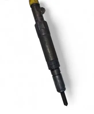 Fuel injector
