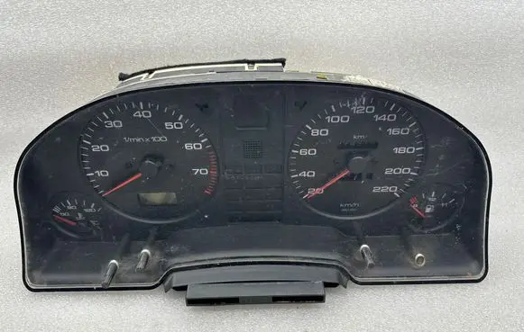 Audi 80 90 S2 B4 Speedometer (instrument cluster) 8A0919033AJ 894919059 251191