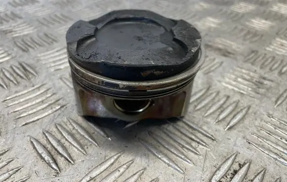 BMW 3 E92 E93 Piston N5B30
