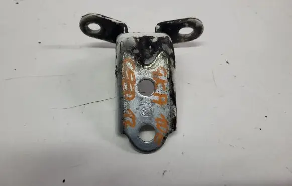 KIA Ceed Rear door lower hinge