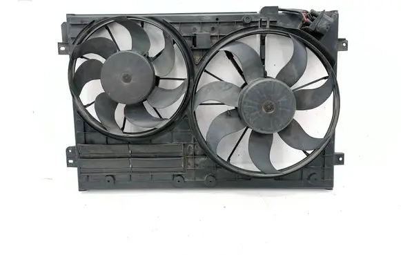 Volkswagen Jetta VI Radiator cooling fan shroud 1KM121205 1K0121223