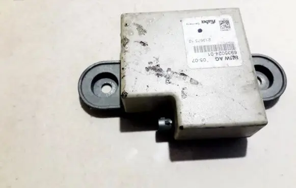 Antenna control unit