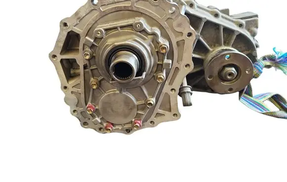 Nissan Terrano Gearbox transfer box case 33103G2340 193402