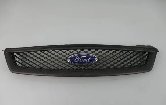 Ford Focus Front bumper upper radiator grill 4M518138AE