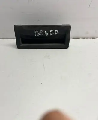 Audi A4 S4 B8 8K Tailgate/trunk/boot exterior handle 5N0827566