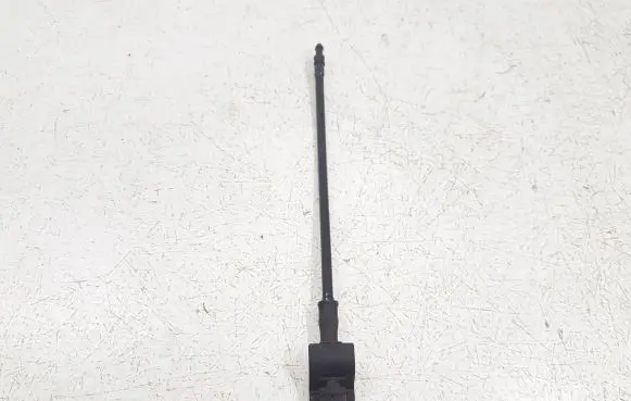 Ford Escape III Windshield washer spray nozzle B630B