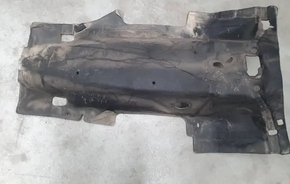 Jeep Grand Cherokee (WK) Exhaust heat shield