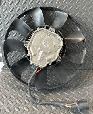 Audi Q7 4M Air conditioning (A/C) fan (condenser) 3137232008 8W0959455G 3136613414