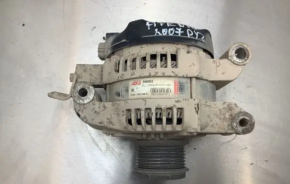 Toyota Avensis T250 Generator/alternator A6052 12V100A 13820224B