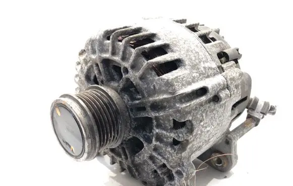 Volkswagen Golf VII Generator/alternator 04L903021D