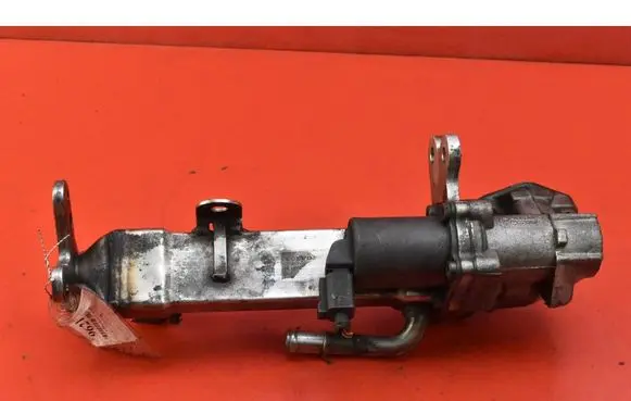 Volvo V70 EGR valve cooler 30637142