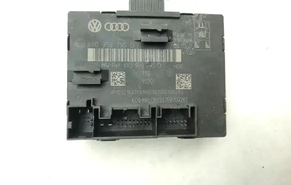 Audi A1 Door control unit/module 8X0959795D