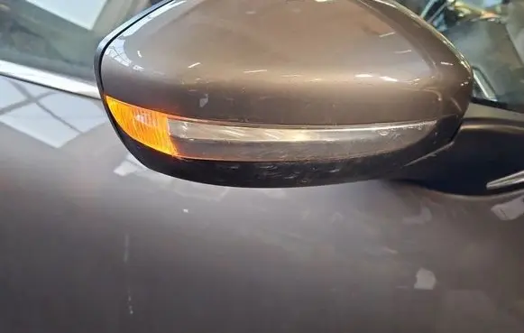 Peugeot 208 I Front door electric wing mirror IMPRK1566464