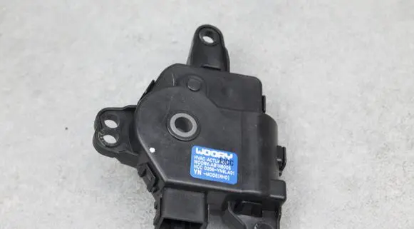 Nissan Micra Air flap motor/actuator D266YN9LA01 YNMODERHD