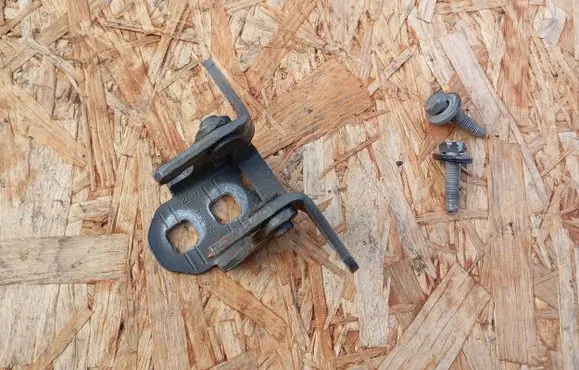 Fiat Freemont Front door upper hinge 257ABL 85574F