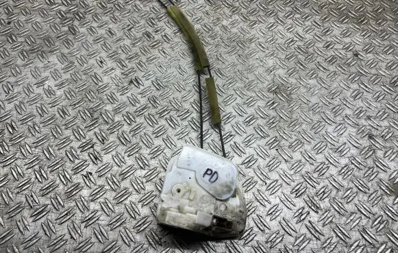 Mazda 6 Front door lock F97G16L2