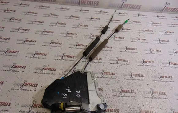 Lexus IS 220D-250-350 Front door lock
