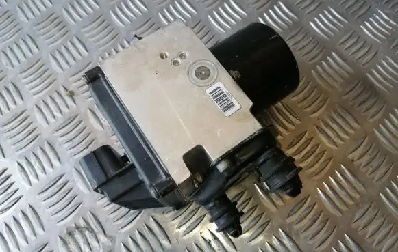Volkswagen PASSAT B6 ABS Pump 3C0614109AE