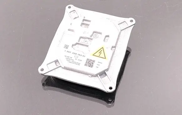 BMW X5 E70 Headlight ballast module Xenon 130732915301 1307329153