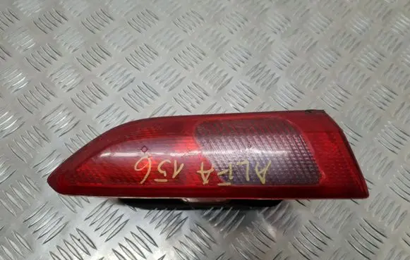 Alfa Romeo 156 Tailgate rear/tail lights 29032001