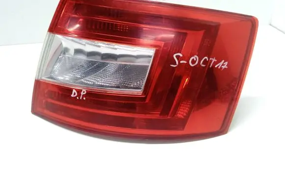 Skoda Octavia Mk3 (5E) Rear/tail lights 18477102