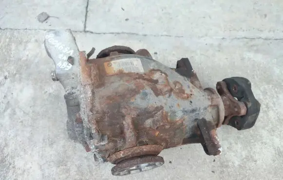 BMW X1 E84 Rear differential 7637447 33107637447