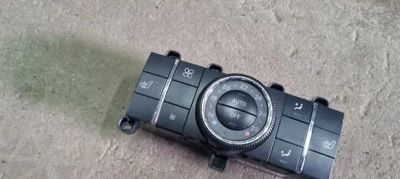 Mercedes-Benz ML W164 Climate control unit A1648700289 03420861
