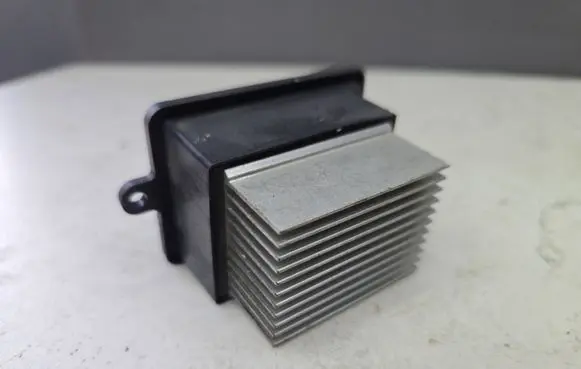 Dacia Sandero III Heater blower motor/fan resistor MR0176007200