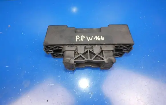 Mercedes-Benz ML AMG W166 Jacking socket point A1666900134