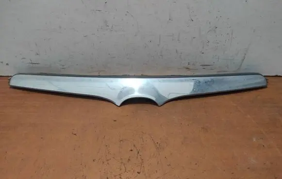 Mazda MPV Front grill