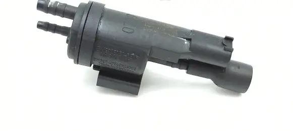 Mercedes-Benz C W203 Vacuum valve 0025401497