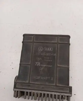 Volkswagen PASSAT B3 Engine control unit/module 037906022AM