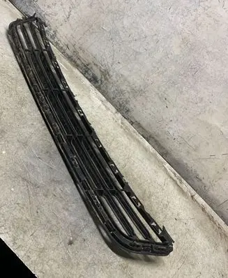 Ford Mondeo MK V Front bumper lower grill Ds7317b968k