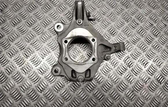 Chrysler Pacifica Front wheel hub spindle knuckle 68189019AB