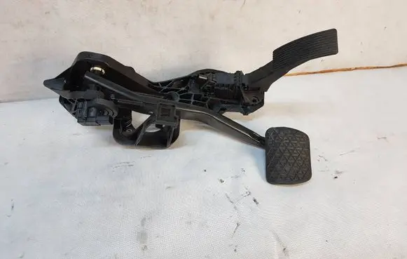 Mercedes-Benz EQA Brake pedal A1772900600ORI 50004AA200001 A1772900600