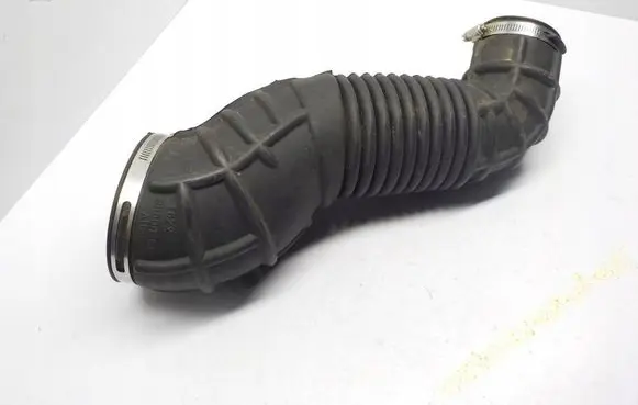 Intake resonator