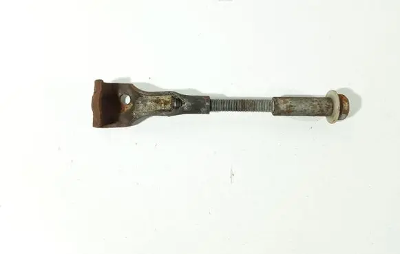 Toyota Previa (XR30, XR40) II Spare wheel bolt 