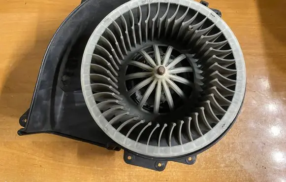Volkswagen Polo IV 9N3 Heater fan/blower 6Q1820015C A1916
