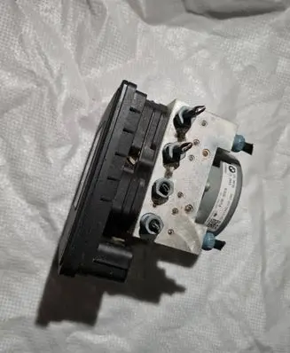 BMW 3 F30 F35 F31 ABS Pump 6870912 34516870418