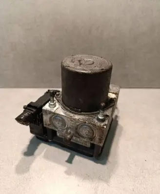 Nissan Qashqai ABS Pump 0265950616