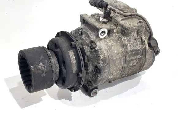 Volkswagen Touareg I Air conditioning (A/C) compressor (pump) 7H0820805C