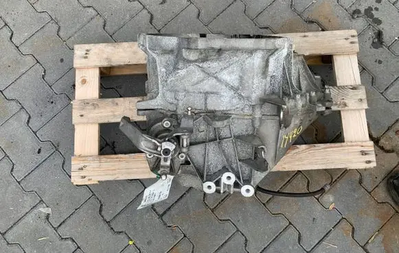 Mini One - Cooper F56 F55 Manual 6 speed gearbox 7638372