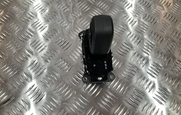 Volvo C40 Gear selector/shifter in gearbox 32335827