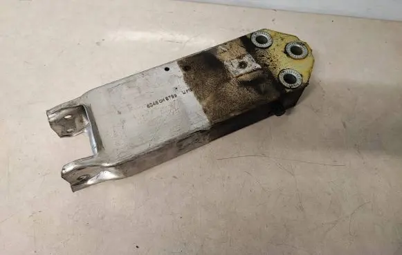 BMW 6 F12 F13 Front bumper shock/impact absorber 60488799