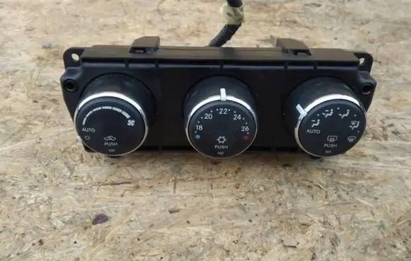 Chrysler Sebring (ST-22 - JR) Climate control unit EEEEEEEE