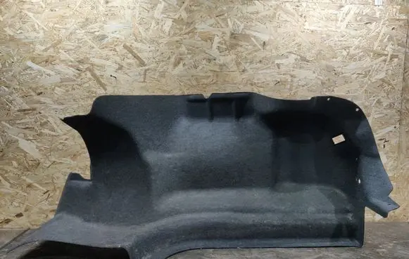 Trunk/boot lower side trim panel