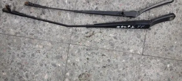 Volkswagen Golf V Front wiper blade arm 1k1955410