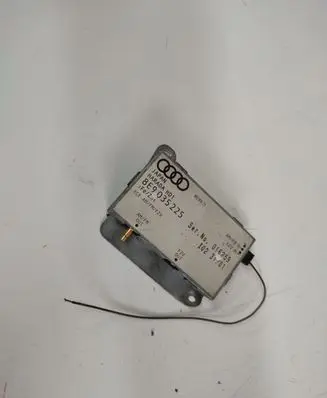 Audi A4 S4 B6 8E 8H Antenna control unit 8E9035225