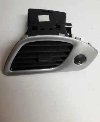 Renault Scenic III - Grand scenic III Dashboard side air vent grill/cover trim 1012127