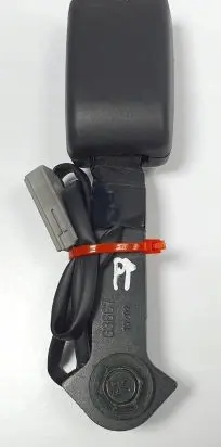 Mazda CX-7 Front seatbelt buckle 080117D1